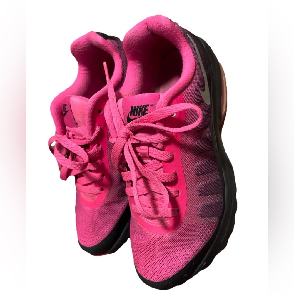 Nike Women's Pink Running Shoes